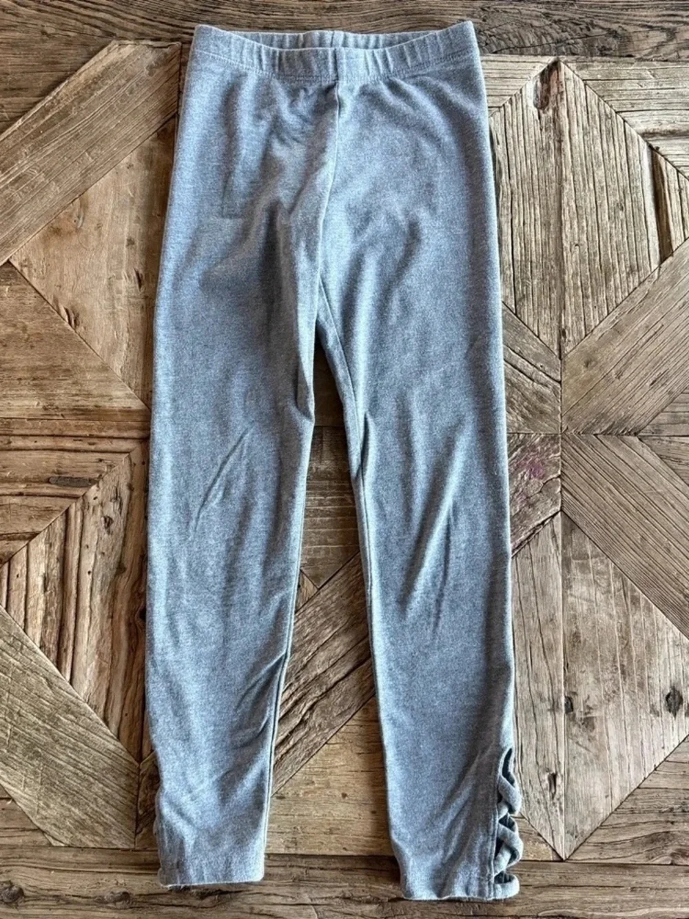 Girls' Gray Leggings with Side Ruffle - Kids Bottoms